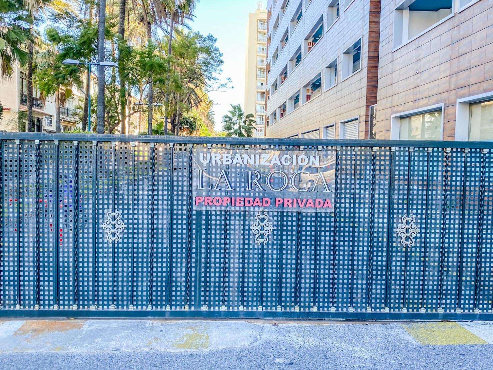 Apartament Roca Chica - Parking - Frente Playa - Terraza - Wifi - Bajondillo Y Carihuela Torremolinos Zewnętrze zdjęcie